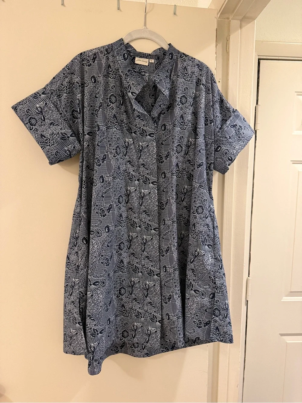 Julia Amory Twiggy Dress - Picture 1 of 5